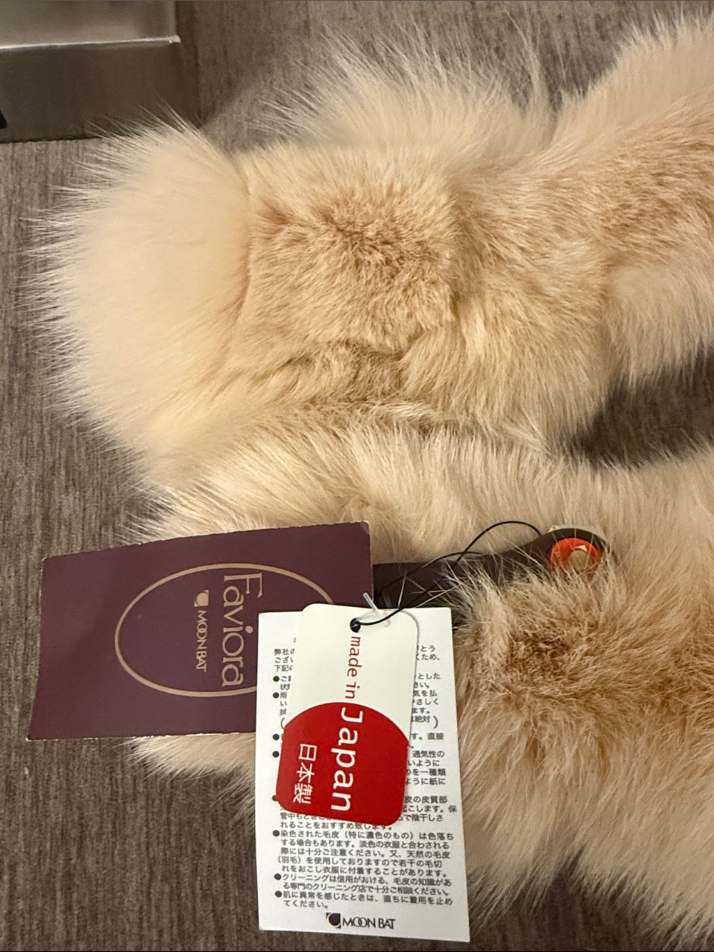 Japanese fox fur scarf clip on. NWT - Picture 6 of 12